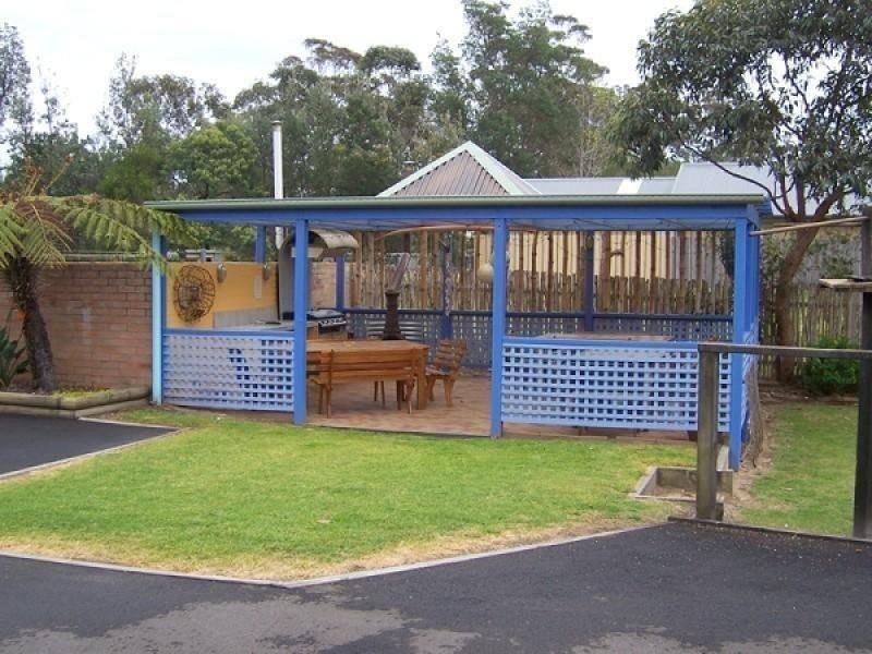 18 Imlay Street, Broulee NSW 2537