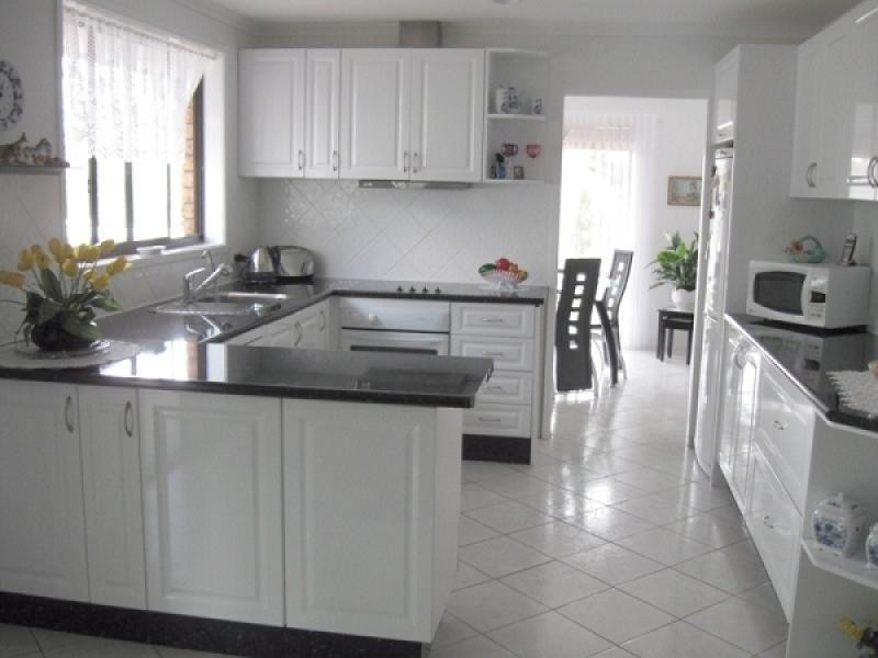 2a Barbara Crescent, Denhams Beach NSW 2536