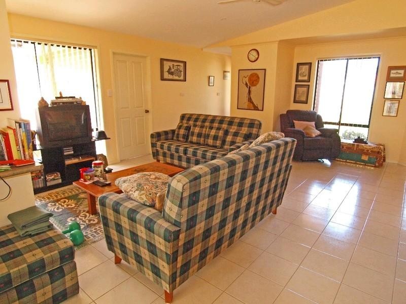 13 Rosemary Close, Malua Bay NSW 2536