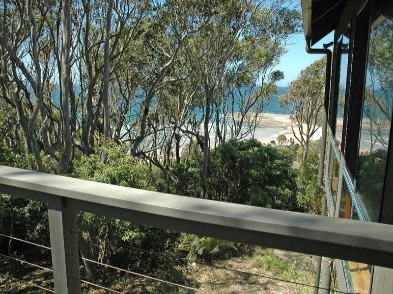 8 Cooks Crescent, Rosedale NSW 2536