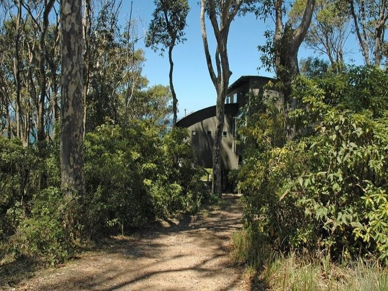 8 Cooks Crescent, Rosedale NSW 2536