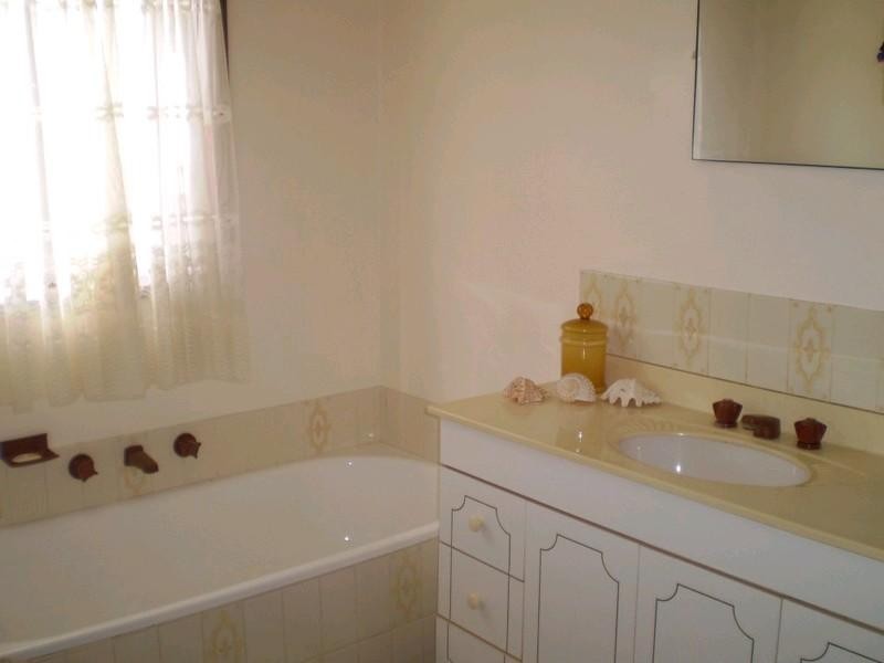 30 Clare Crescent, Batehaven NSW 2536