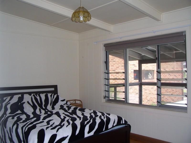 33 Illabunda Avenue, Malua Bay NSW 2536