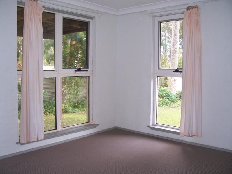 2/12 River Road, Mossy Point NSW 2537