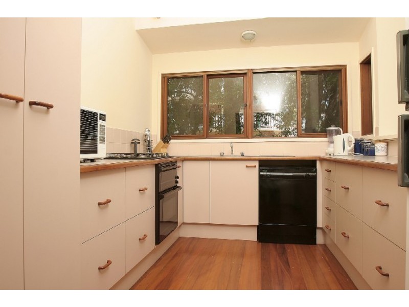 96 Annetts Parade, Mossy Point NSW 2537