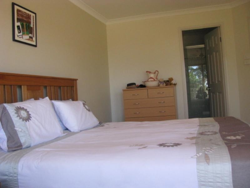 17 Jarrah Way, Malua Bay NSW 2536