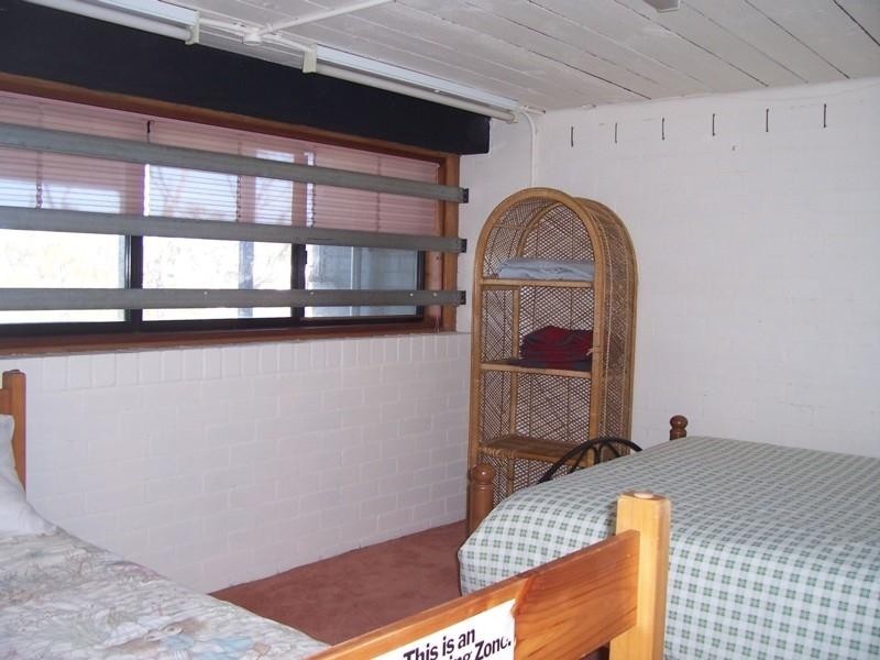 111 Annetts Parade, Mossy Point NSW 2537