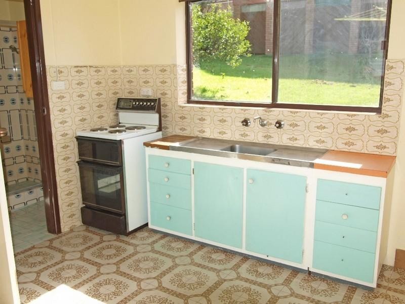 4 Explorers Way, Surf Beach NSW 2536