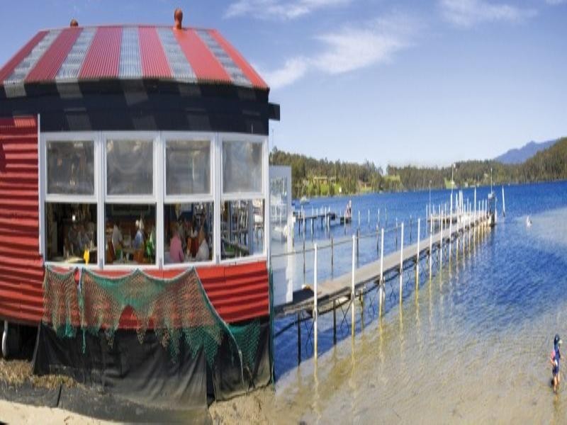 13 Riverside Drive, Narooma NSW 2546