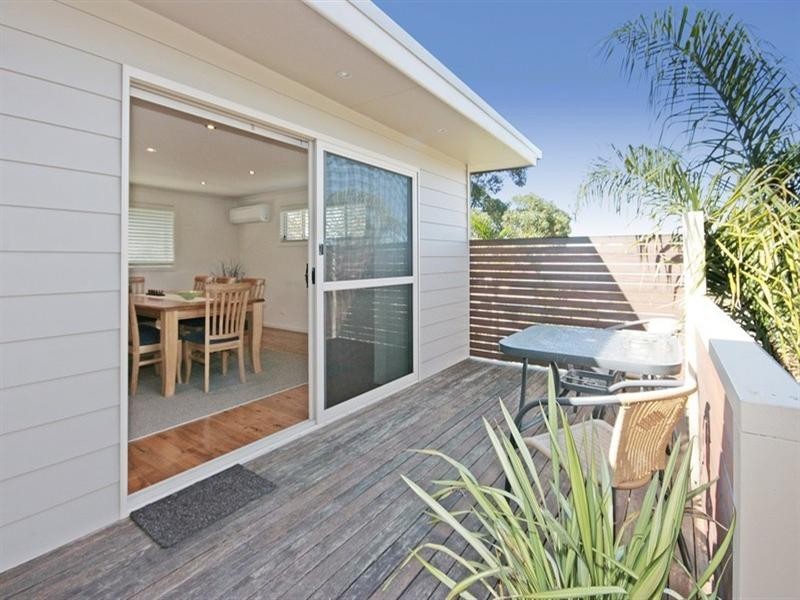 8 Clarke Street, Broulee NSW 2537