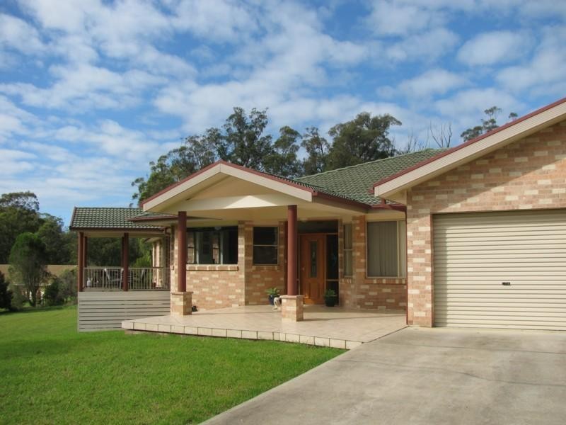 62 Yarragee Road, Moruya NSW 2537