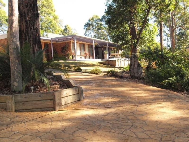 34 The Outlook, Surfside NSW 2536