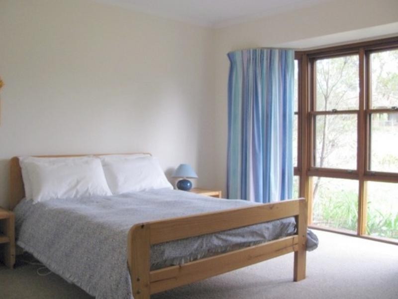 27 Candlagan Drive, Broulee NSW 2537