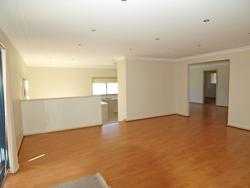 4 Cassia Place, Batemans Bay NSW 2536