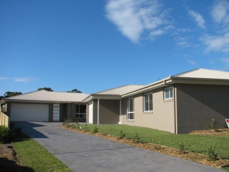 12b Hedley Way, Broulee NSW 2537