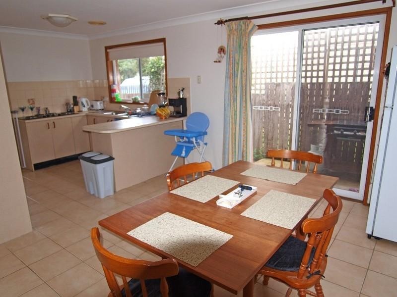 33 Pacific Road, Surf Beach NSW 2536