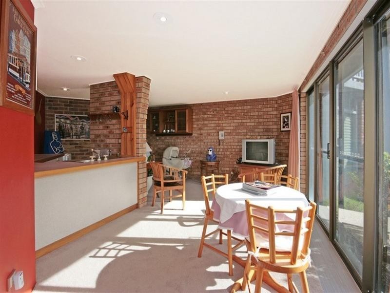 22 Endeavour Avenue, Batemans Bay NSW 2536