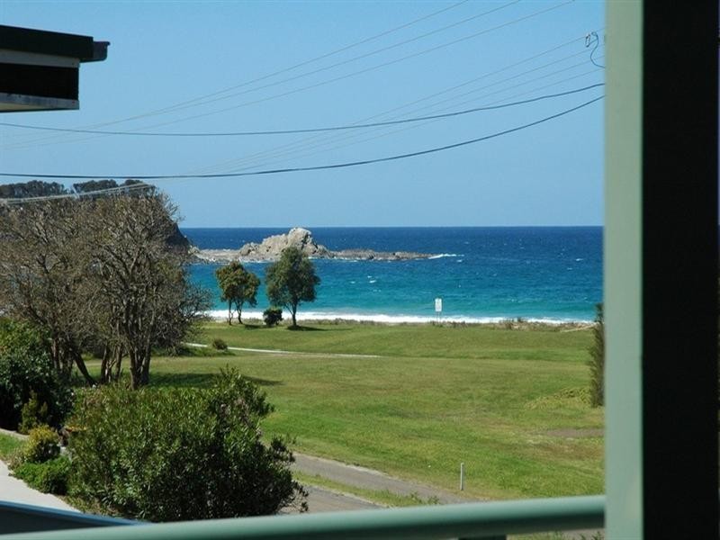 581 George Bass Drive, Malua Bay NSW 2536