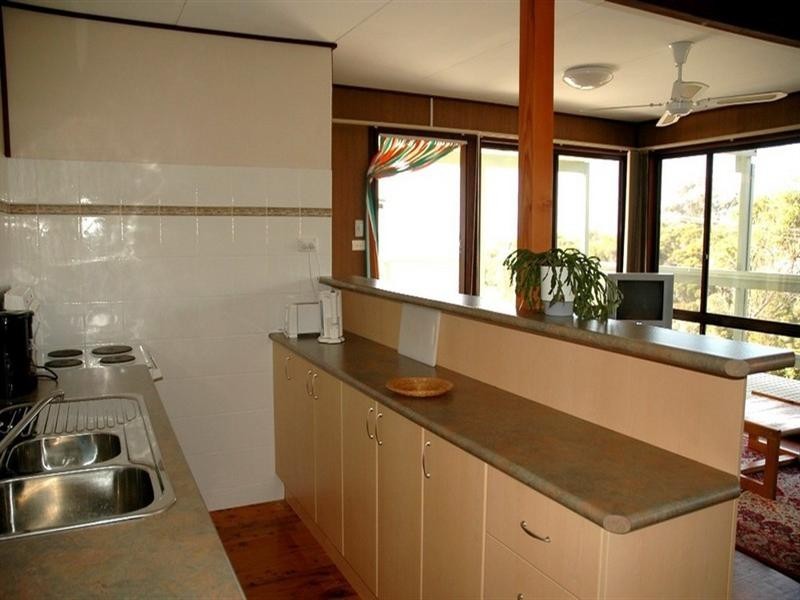 581 George Bass Drive, Malua Bay NSW 2536