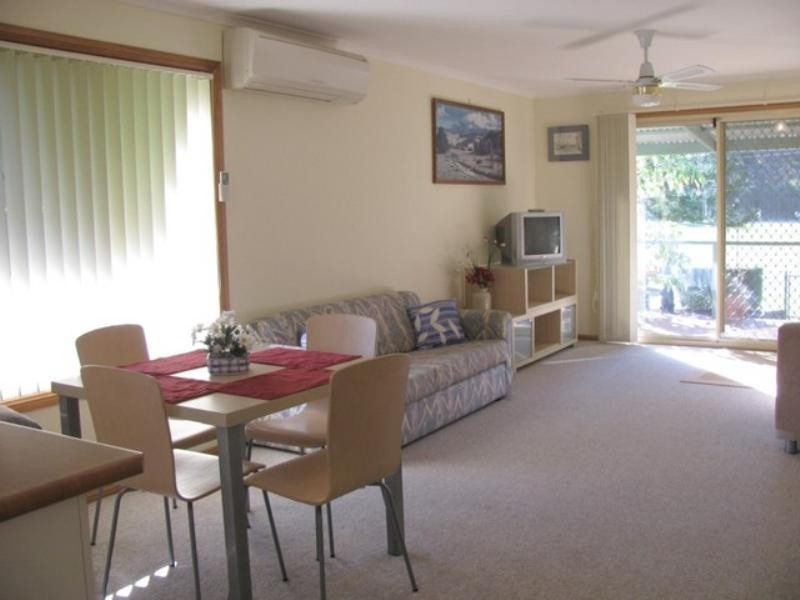 2 Sunpatch Parade, Tomakin NSW 2537