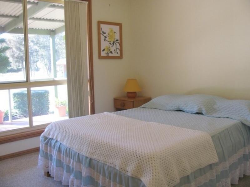 2 Sunpatch Parade, Tomakin NSW 2537