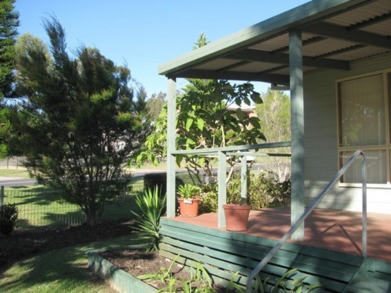 2 Sunpatch Parade, Tomakin NSW 2537