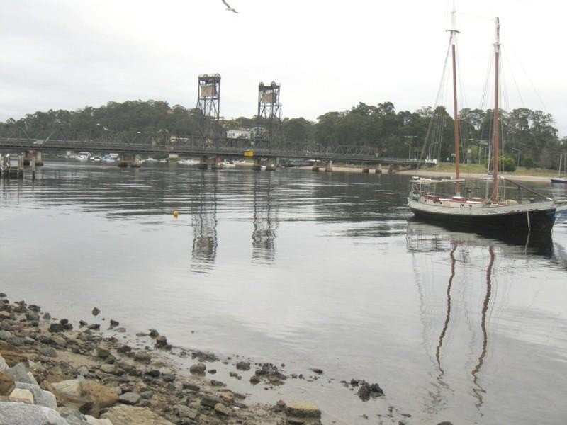 5 Clyde Street, Batemans Bay NSW 2536