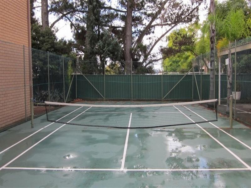 2/4 Matthew Parade, Batehaven NSW 2536