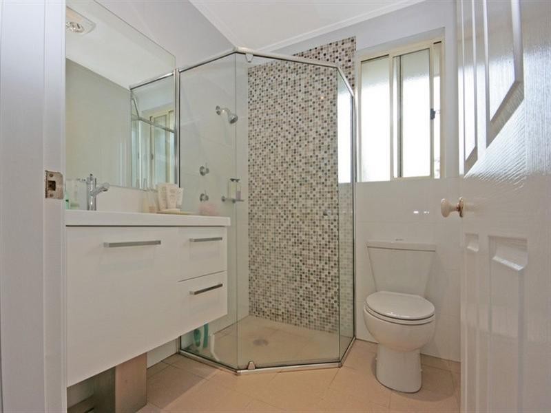 1 Youralla Avenue, Malua Bay NSW 2536