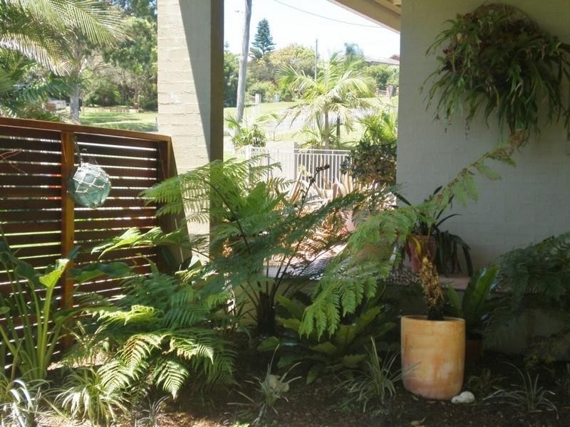 1 Youralla Avenue, Malua Bay NSW 2536