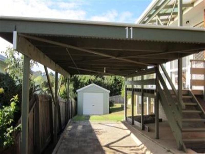 11 Yugura Street, Malua Bay NSW 2536