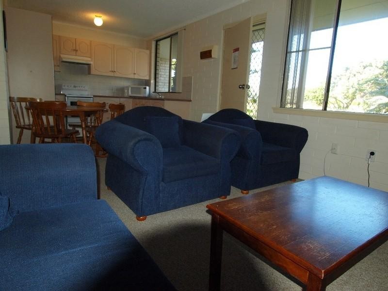 5/647 Beach Road, Surf Beach NSW 2536