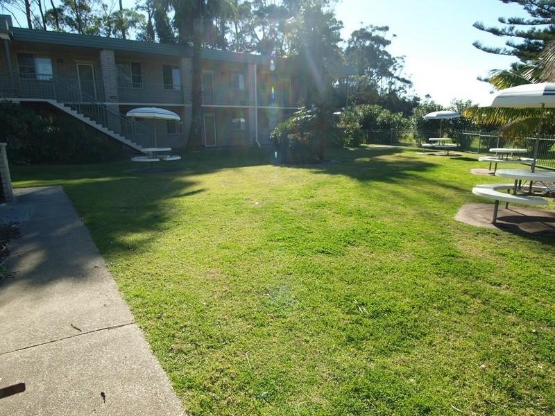 6/647 Beach Road, Surf Beach NSW 2536