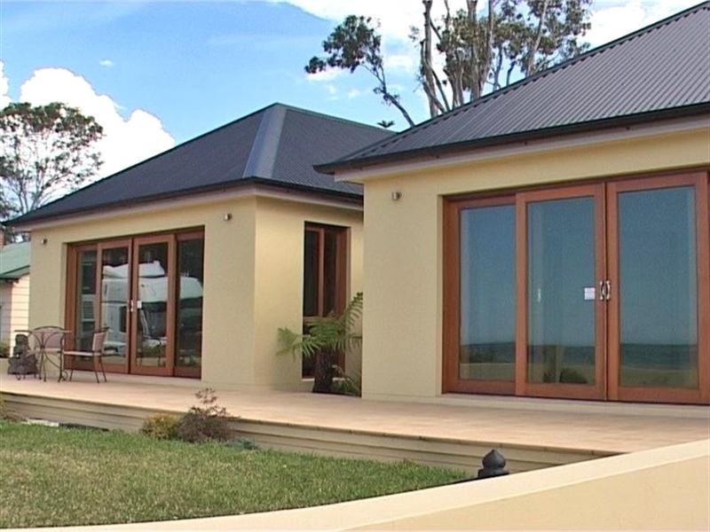 398 Beach Road, Batehaven NSW 2536