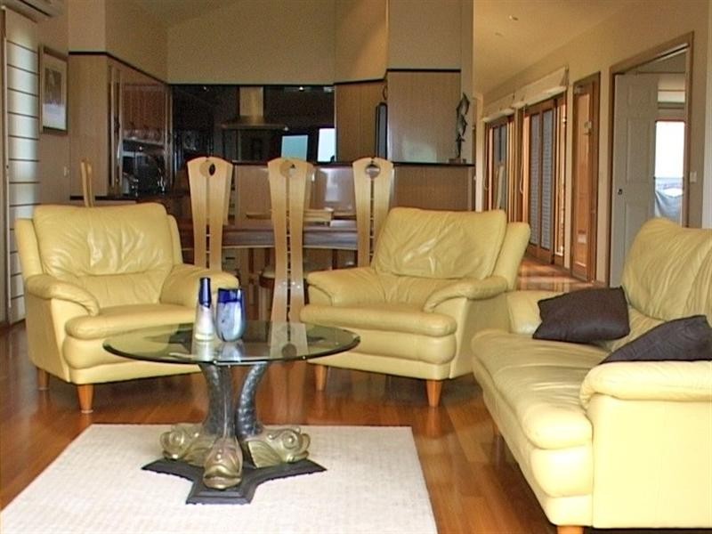 398 Beach Road, Batehaven NSW 2536