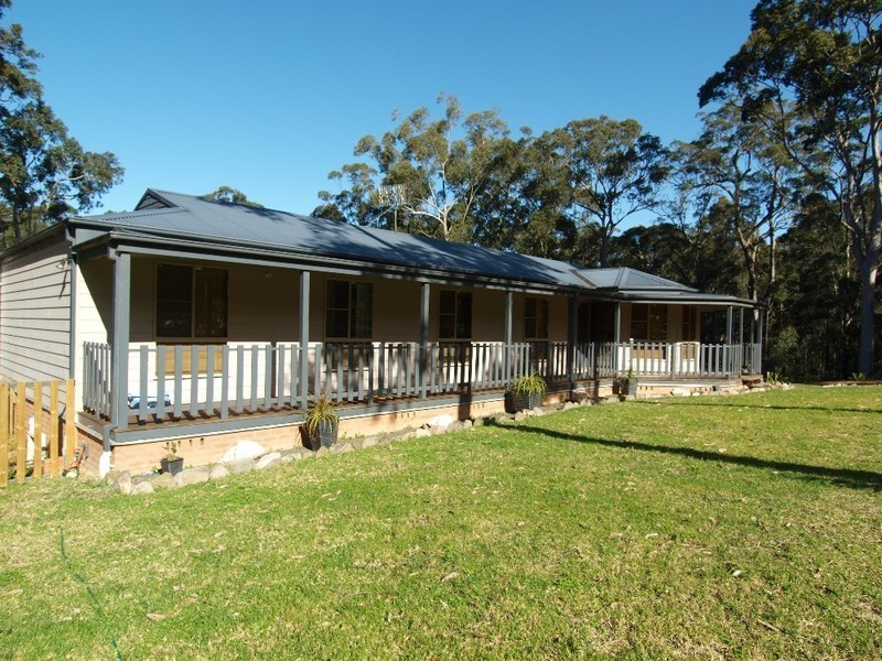 7 Law Lane, Sunshine Bay NSW 2536