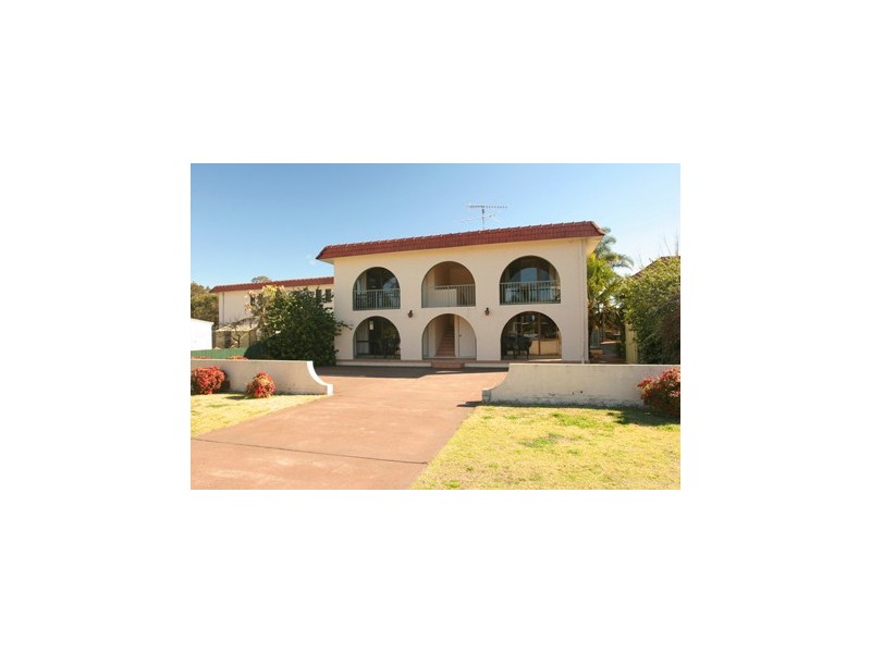 12-15/54 Beach Road, Batemans Bay NSW 2536