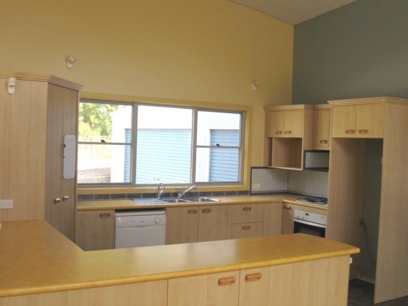 6 Riverlink Drive, Mossy Point NSW 2537