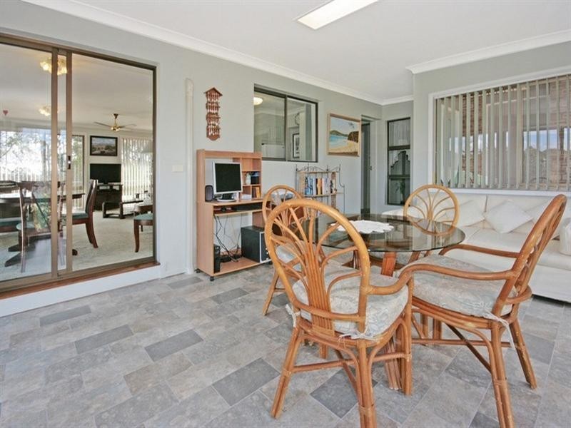 3 Hillview Place, Sunshine Bay NSW 2536