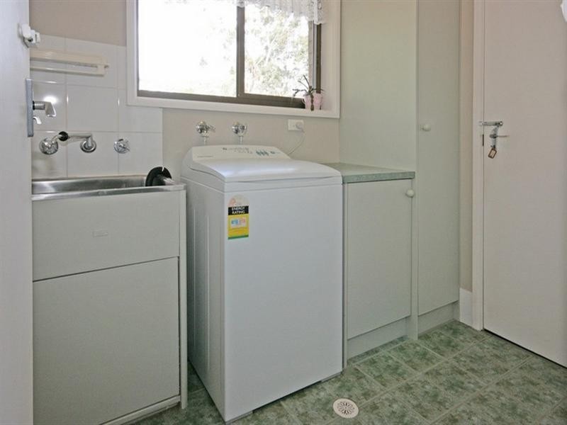 3 Hillview Place, Sunshine Bay NSW 2536