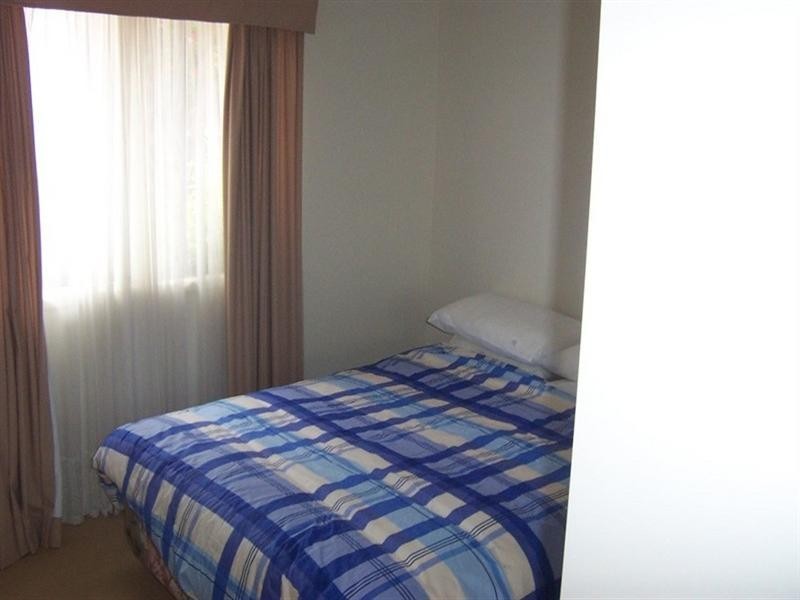 12 Country Club Drive, Catalina NSW 2536