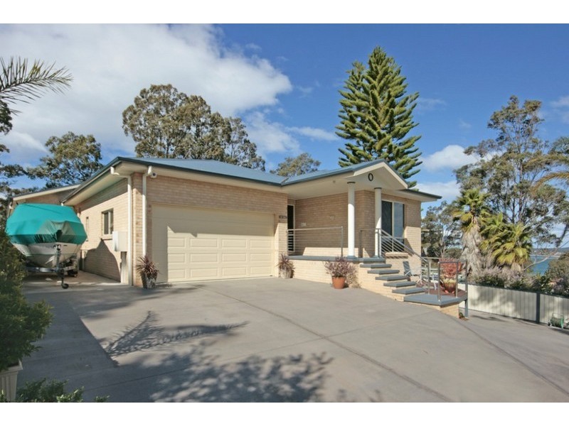 84 Berrima Parade, Surfside NSW 2536