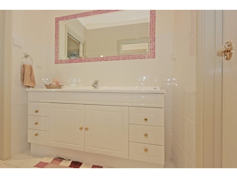 84 Berrima Parade, Surfside NSW 2536