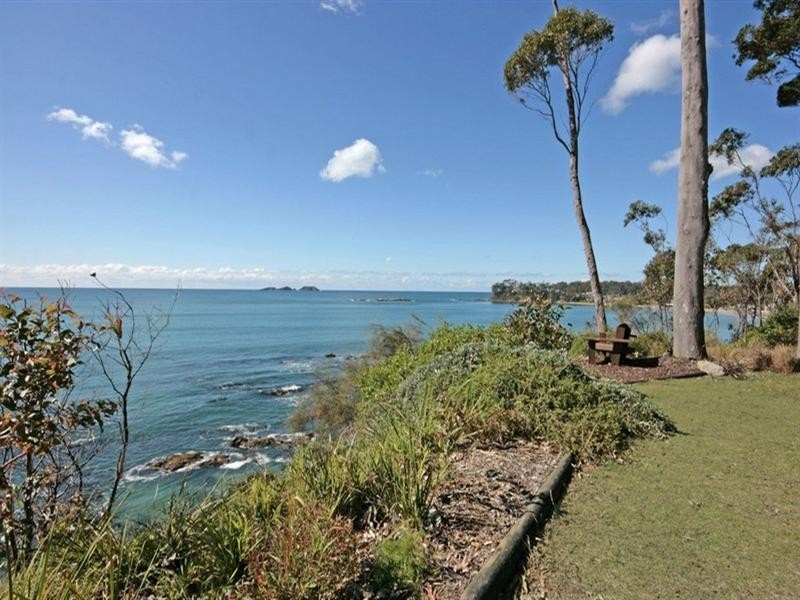22 Observation Avenue, Batemans Bay NSW 2536