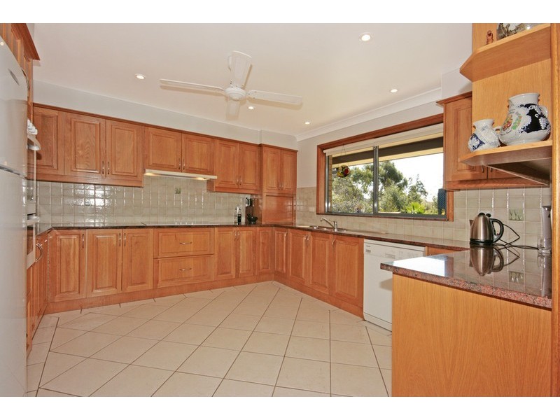 10 Clearwater Terrace, Mossy Point NSW 2537