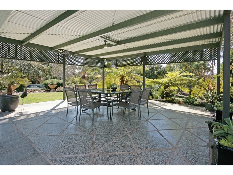10 Clearwater Terrace, Mossy Point NSW 2537
