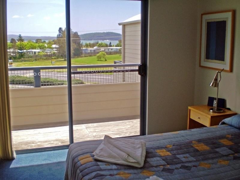 204/202 Beach Road, Batehaven NSW 2536