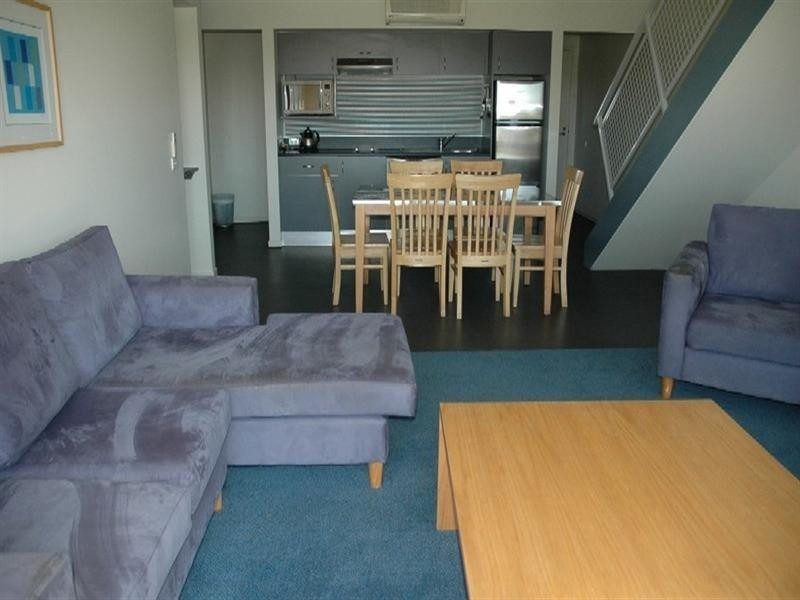 204/202 Beach Road, Batehaven NSW 2536