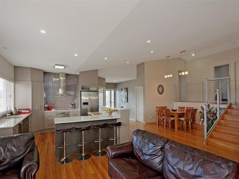 10 Oakwood Way, Catalina NSW 2536