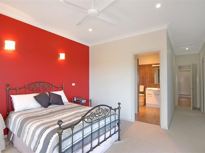 10 Oakwood Way, Catalina NSW 2536